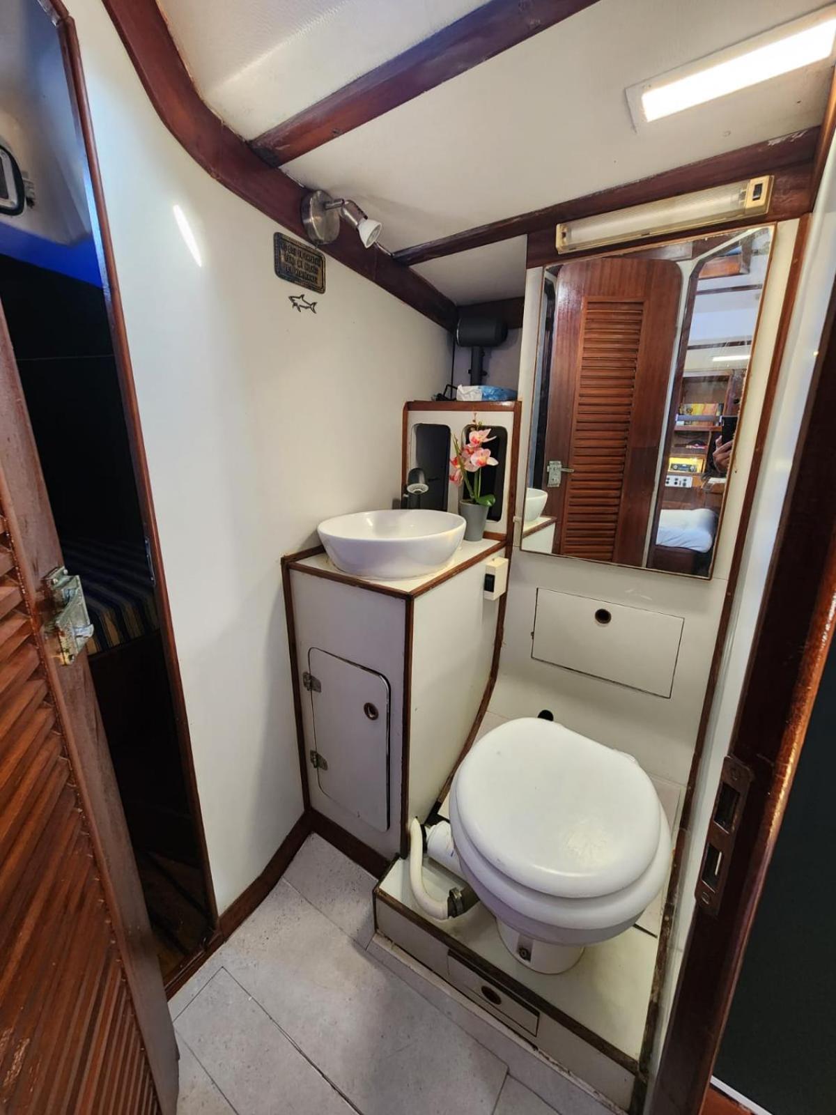 Sailboat Home Barcelona Ngoại thất bức ảnh