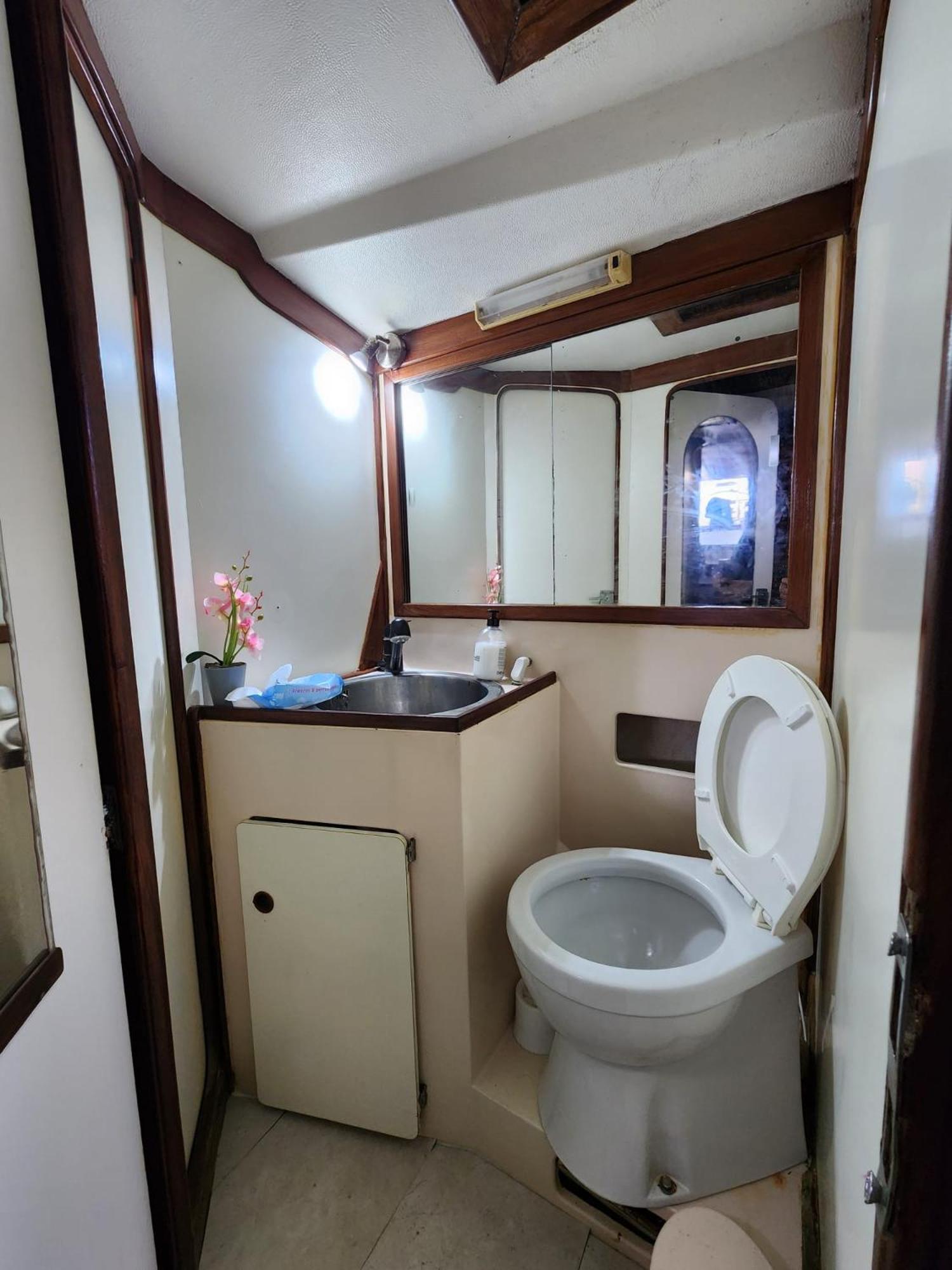 Sailboat Home Barcelona Ngoại thất bức ảnh